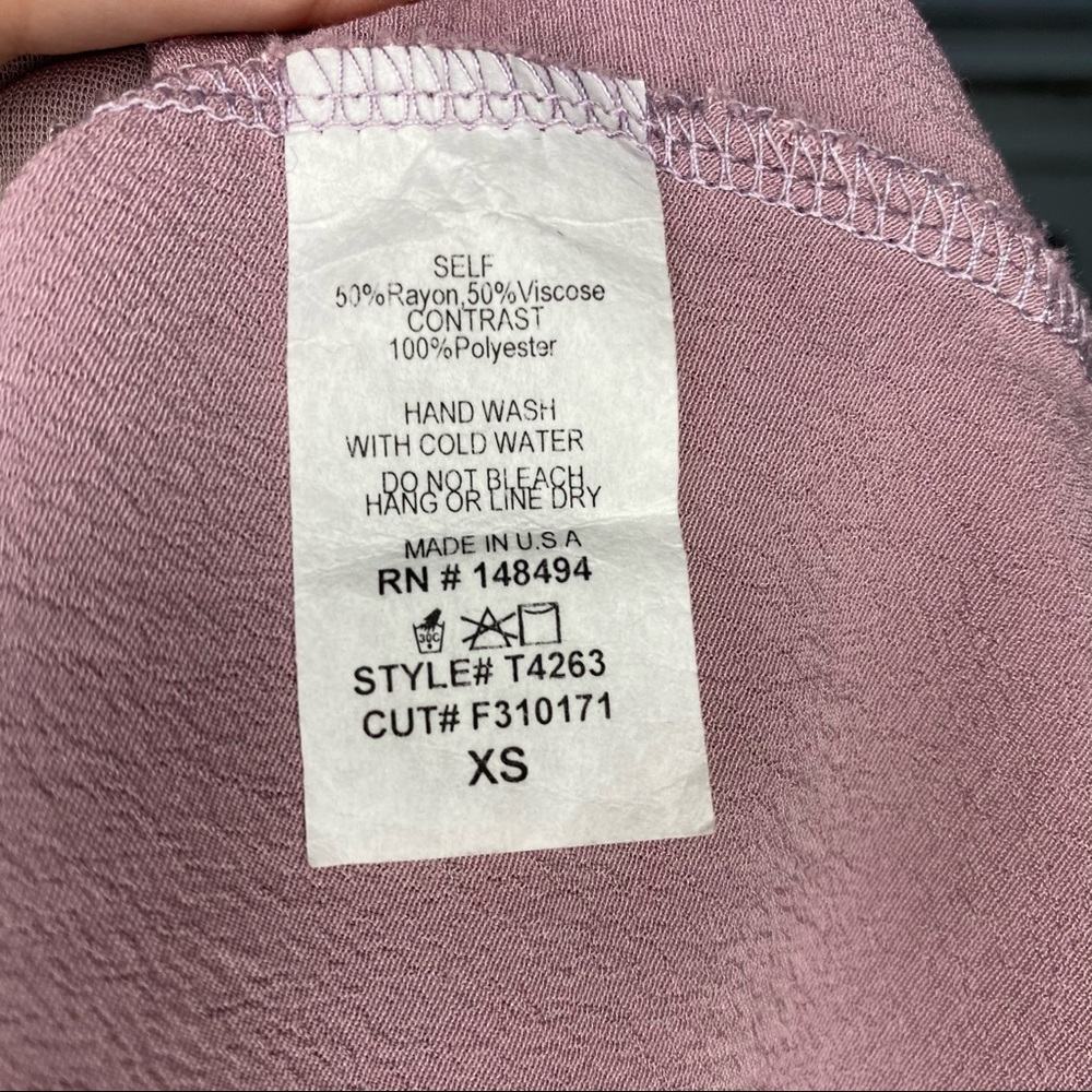 Windsor Lavender Spaghetti Strap V-Neck Tank Top - Picture 4 of 4